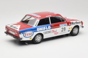 Volvo 142 #29 M. Alen / I. Kivimaki Rally 1000 Lakes 1973 MCG 1:18 MCG18528R Pressofusione — immagine 2 di 6