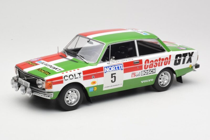 Volvo 142 #5 H. Mikkola / E. Rautanen Rally 1000 Lakes 1973 MCG 1:18 MCG18529R Pressofusione