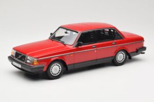 Volvo 240 GL Rosso Scuro Minichamps 1:18 166171401 Pressofusione