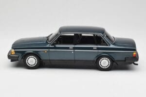 Volvo 240 GL Petrol Metallic Minichamps 1:18 155171407 Pressofusione — immagine 3 di 6