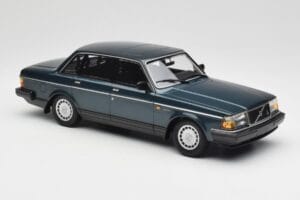 Volvo 240 GL Petrol Metallic Minichamps 1:18 155171407 Pressofusione — immagine 4 di 6