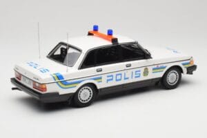Volvo 240 GL Polis Sweden Minichamps 1:18 155171490 Pressofusione — immagine 2 di 6