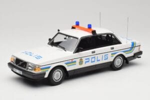 Volvo 240 GL Polis Sweden Minichamps 1:18 155171490 Pressofusione
