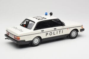 Volvo 240 GL Politi Denmark Minichamps 1:18 155171495 Pressofusione — immagine 2 di 6