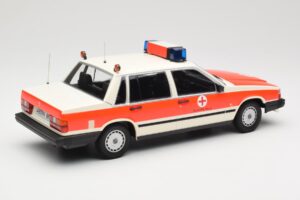 Volvo 740 GL DRK Aschaffenburg Minichamps 1:18 155171790 Pressofusione — immagine 2 di 6