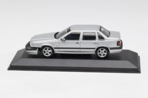 Volvo 850 Argento Minichamps 1:43 430171402 Pressofusione