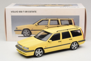 Volvo 850 T-5R Station Wagon Cream Yellow AUTOart 1:18 79506 Pressofusione — immagine 8 di 8