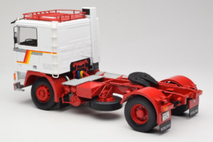 Volvo F12 Bianco Rosso Road Kings 1:18 RK180031 Pressofusione — immagine 7 di 8