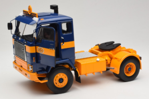 Volvo F88 Blu Scuro Giallo MCG 1:18 MCG18140 Pressofusione — immagine 2 di 8