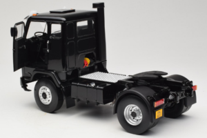 Volvo F88 John Player Special Black MCG 1:18 MCG18217 Pressofusione — immagine 5 di 8