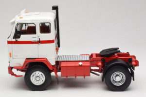 Volvo F88 Bianco Rosso MCG 1:18 MCG18141 Pressofusione — immagine 4 di 8