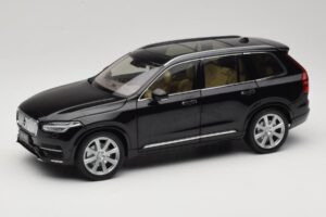 Volvo XC90 Onyx Black Paudi Model 1:18 9430842 Pressofusione