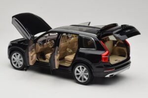 Volvo XC90 Onyx Black Paudi Model 1:18 9430842 Pressofusione — immagine 5 di 8
