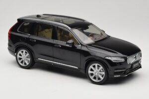Volvo XC90 Onyx Black Paudi Model 1:18 9430842 Pressofusione — immagine 6 di 8
