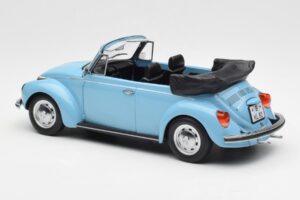 Volkswagen Beetle 1303 Cabriolet Azzurro Norev 1:18 188531 Pressofusione — immagine 5 di 6