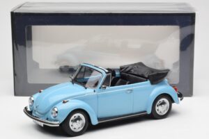 Volkswagen Beetle 1303 Cabriolet Azzurro Norev 1:18 188531 Pressofusione — immagine 6 di 6