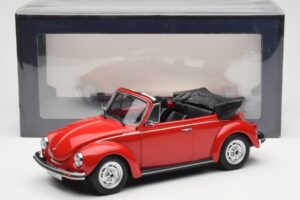 Volkswagen Beetle 1303 Cabriolet Rosso Norev 1:18 188529 Pressofusione — immagine 6 di 6