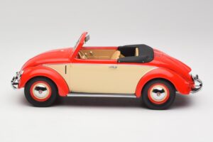 Volkswagen Beetle Hebmuller Cabriolet Rosso & Crema Minichamps 1:18 107054231 Resina — immagine 3 di 6