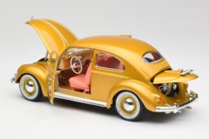 Volkswagen Beetle Oro Bburago 1:18 3361 Pressofusione — immagine 5 di 8