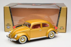 Volkswagen Beetle Oro Bburago 1:18 3361 Pressofusione — immagine 8 di 8