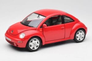 Volkswagen New Beetle Rosso Bburago 1:18 8185108 Pressofusione