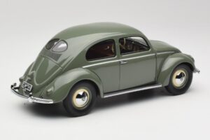 Volkswagen Beetle Beryl Verde Minichamps 1:18 107054000 Resina — immagine 2 di 6