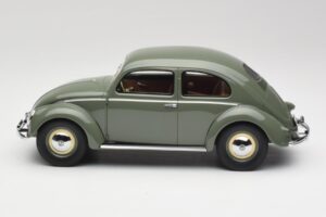 Volkswagen Beetle Beryl Verde Minichamps 1:18 107054000 Resina — immagine 3 di 6