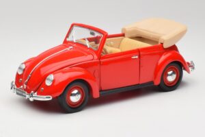 Volkswagen Cabriolet Ruby Rosso Maisto 1:18 32826 Pressofusione