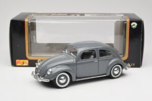 Volkswagen Export Sedan Agave Grey Maisto 1:18 100299 Pressofusione — immagine 8 di 8