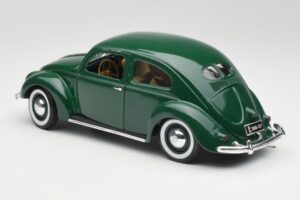 Volkswagen Export Berlina Beryl Verde Maisto 1:18 31820 Pressofusione — immagine 7 di 8