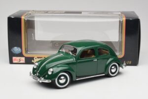 Volkswagen Export Berlina Beryl Verde Maisto 1:18 31820 Pressofusione — immagine 8 di 8