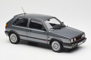 Volkswagen Golf Mk2 GTI Grigio Metallizzato Norev 1:18 188442 Pressofusione — immagine 6 di 8