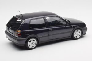 Volkswagen Golf Mk3 VR6 Viola Metallizzato Norev 1:18 188417 Pressofusione — immagine 2 di 8