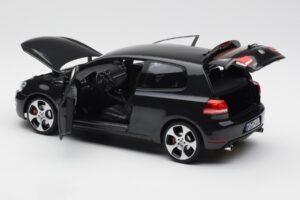 Volkswagen Golf Mk6 GTI Grigio Metallizzato Norev 1:18 188503 Pressofusione — immagine 5 di 7
