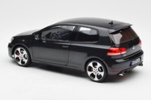 Volkswagen Golf Mk6 GTI Grigio Metallizzato Norev 1:18 188503 Pressofusione — immagine 7 di 7