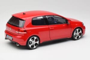 Volkswagen Golf Mk6 GTI Tornado Rosso Norev 1:18 5K3099302Y3D Pressofusione — immagine 3 di 8