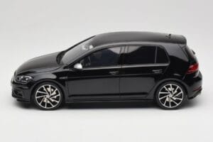 Volkswagen Golf R Mk7 Deep Black Otto 1:18 OT417 Resina — immagine 3 di 6