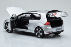 Volkswagen Golf GTI Mk7 Reflex Argento Norev 1:18 188551 Pressofusione — immagine 5 di 8