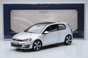 Volkswagen Golf GTI Mk7 Reflex Argento Norev 1:18 188551 Pressofusione — immagine 8 di 8