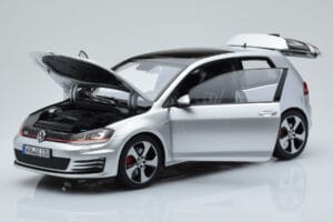 Volkswagen Golf GTI Mk7 Reflex Argento Norev 1:18 188551 Pressofusione — immagine 2 di 8