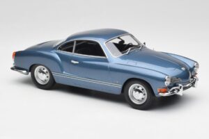 Volkswagen Karmann Ghia Coupe Neptune Blu Minichamps 1:18 155054022 Pressofusione — immagine 4 di 6