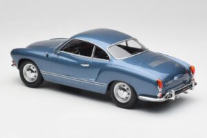 Volkswagen Karmann Ghia Coupe Neptune Blu Minichamps 1:18 155054022 Pressofusione — immagine 5 di 6