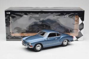 Volkswagen Karmann Ghia Coupe Neptune Blu Minichamps 1:18 155054022 Pressofusione — immagine 6 di 6