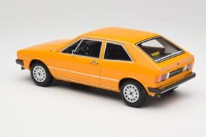 Volkswagen Scirocco GTI Mk1 Jaune Marino Otto 1:18 OT467 Resina — immagine 5 di 6