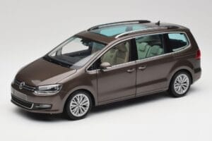 Volkswagen Sharan 7N Marrone Oak Metallizzato Minichamps 1:18 110051001 Pressofusione