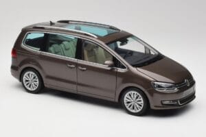 Volkswagen Sharan 7N Marrone Oak Metallizzato Minichamps 1:18 110051001 Pressofusione — immagine 6 di 8