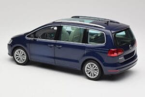 Volkswagen Sharan 7N Shadow Blu Metallizzato Minichamps 1:18 110051100 Pressofusione — immagine 7 di 8