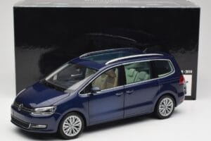 Volkswagen Sharan 7N Shadow Blu Metallizzato Minichamps 1:18 110051100 Pressofusione — immagine 8 di 8