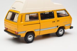Volkswagen T3 Joker Camper Schuco 1:18 450038500 Pressofusione — immagine 3 di 8