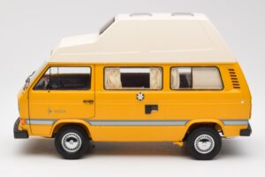 Volkswagen T3 Joker Camper Schuco 1:18 450038500 Pressofusione — immagine 4 di 8